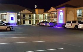 Baymont By Wyndham Clarksville